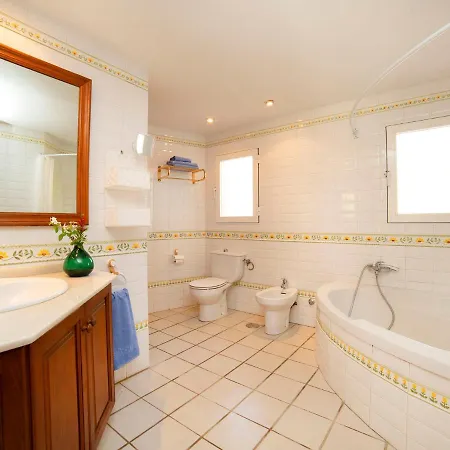 Torre Blanca By Interhome ヴィラ